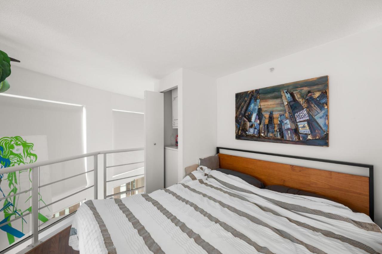 Rare Find Loft With Full Kitchen At Heart Of Downtown Lejlighed Vancouver Eksteriør billede